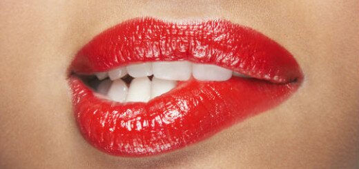 к чему мужчине снятся накрашенные женские губы