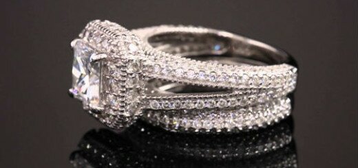 белое кольцо с бриллиантом во сне